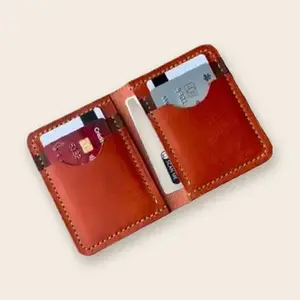 Carteira Slim Bifold com Bolsos Meia-lua